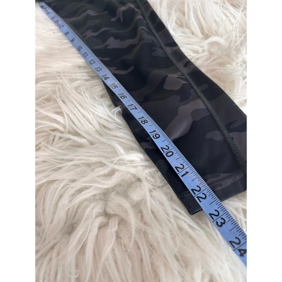 Athleta Women's‎ Camo Ultimate 7/8 Tight Leggings Pocket Multicolor Size Small - Picture 15 of 15